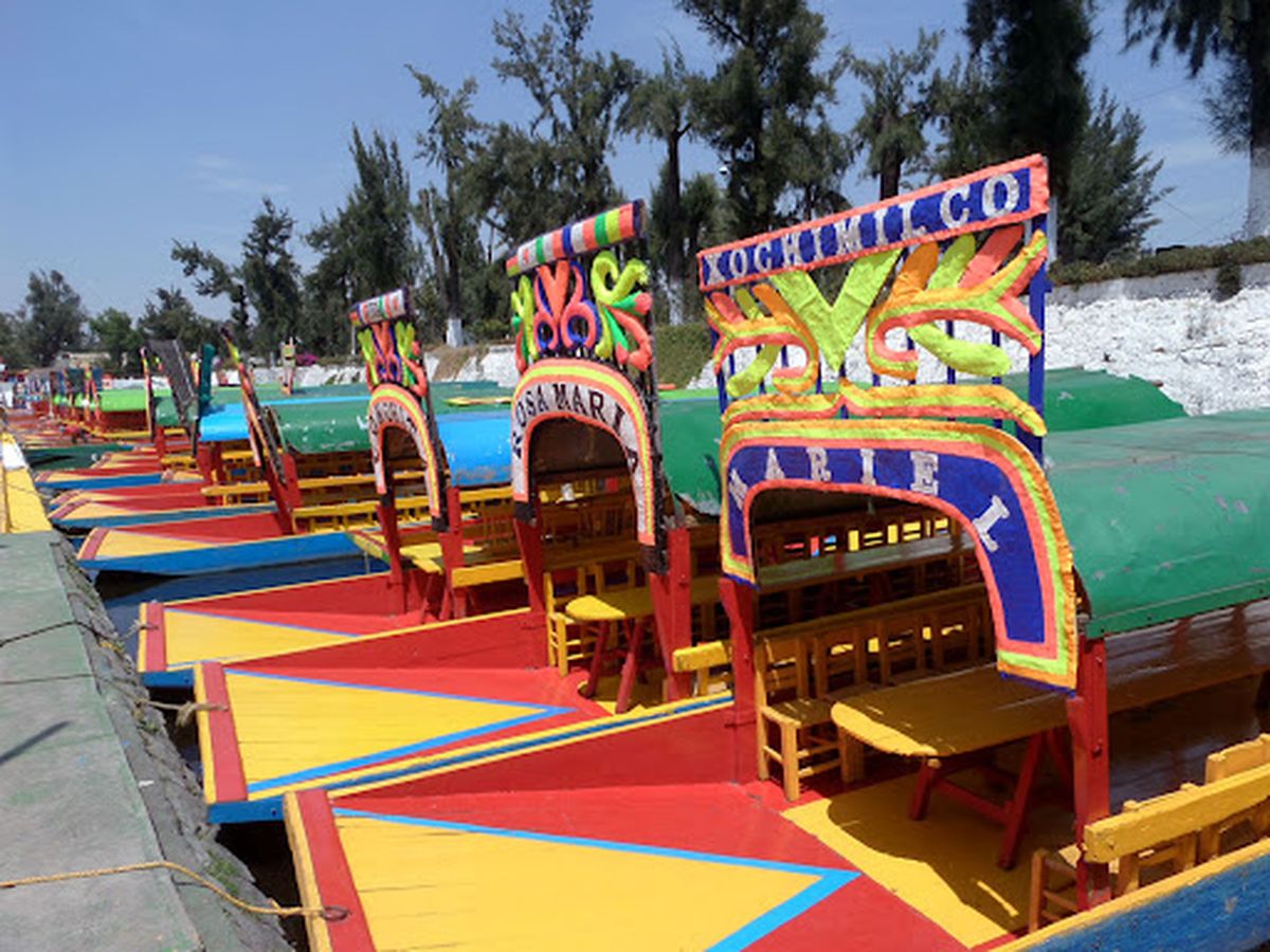 El embarcadero Nuevo Nativitas ofrece todo para ti en Xochimilco.