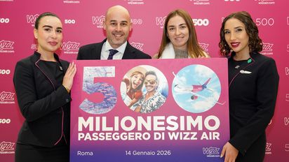Los dirigentes de Wizz Air celebran los 500 millones de pasajeros