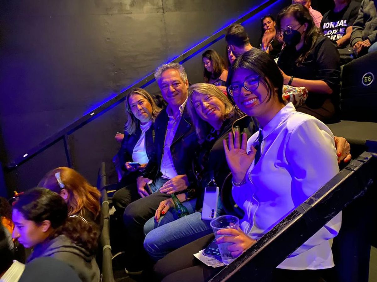 Pe-Tra Operadora invitó a sus socios comerciales más relevantes a disfrutar del espectáculo Impro Lucha, en el Foro Shakespeare.