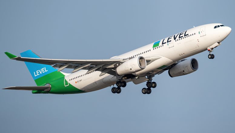 Avión de la aerolínea Level.