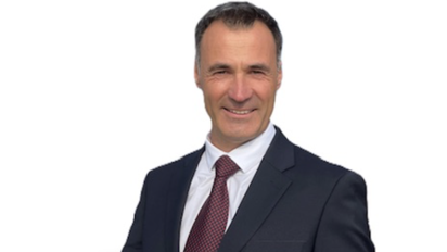 David Lecumberri como Director General del Hotel del Ocean Victory de Alma Cruceros.