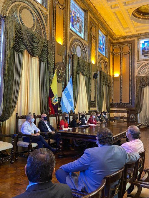 - Ladevi Medios y Soluciones