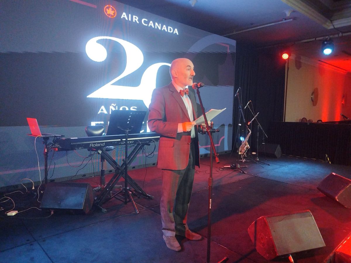 Alfredo Babún, gerente regional de Air Canada. 