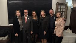 El equipo de RIU durante el encuentro:&nbsp;Naomi Riu, Senen Fornos, Catalina Alemany, Lina Bassi, Fernando Turuzzi, y Esther Pacheco.