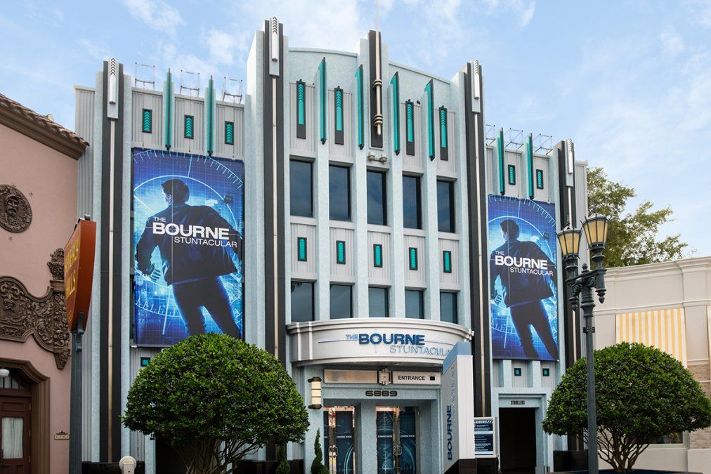 Universal Orlando Resort: con The Bourne Stuntacular se puede ser testigo de un escape sensacional en un espectáculo de acrobacias de vanguardia.