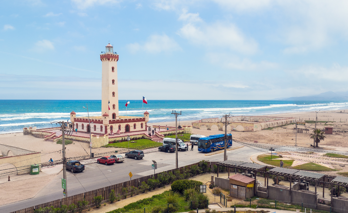 La Serena y el Valle del Elqui combinan playas, cultura y paisajes ideales para una escapada de invierno.