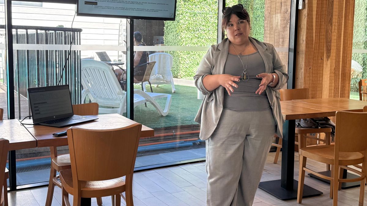 Evelyn Díaz, gerente general de Pucón Convention Bureau. Evelyn Díaz, gerente general de Pucón Convention Bureau.