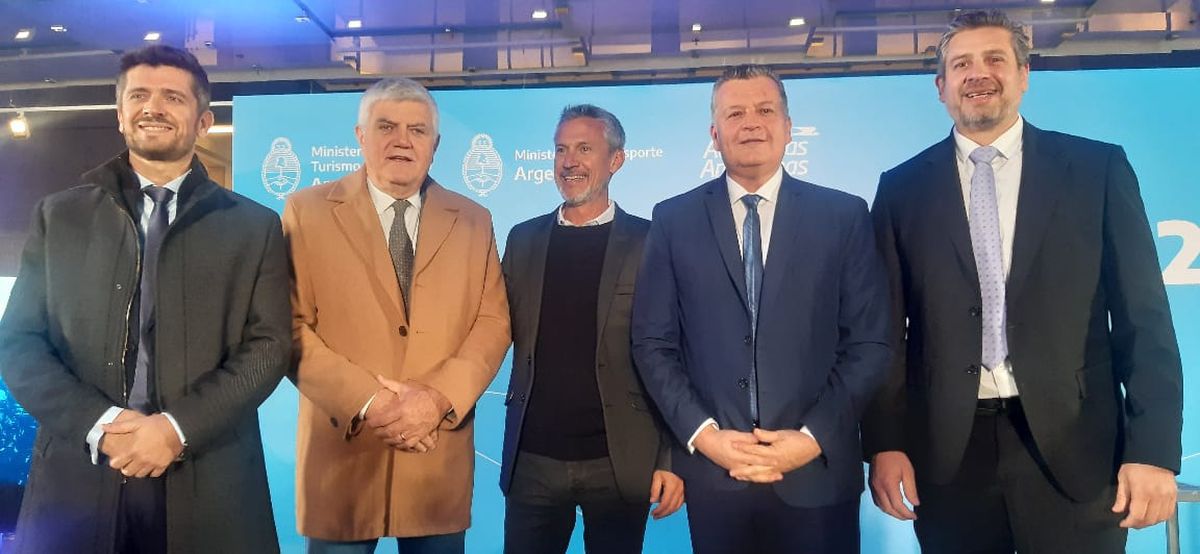 Los ministros del Norte argentino lanzaron el 1° Foro Regional de Turismo en el CCK.