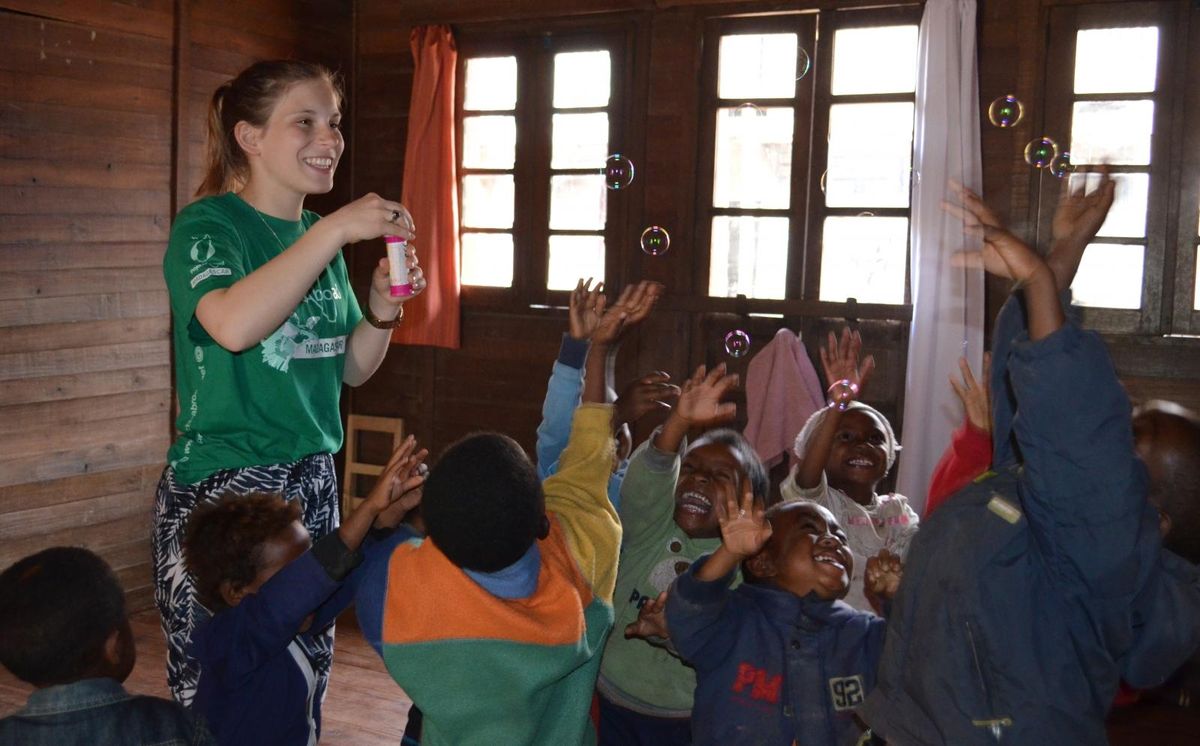 Turismo solidario, una de las tendencias que gana más terreno entre los jóvenes.