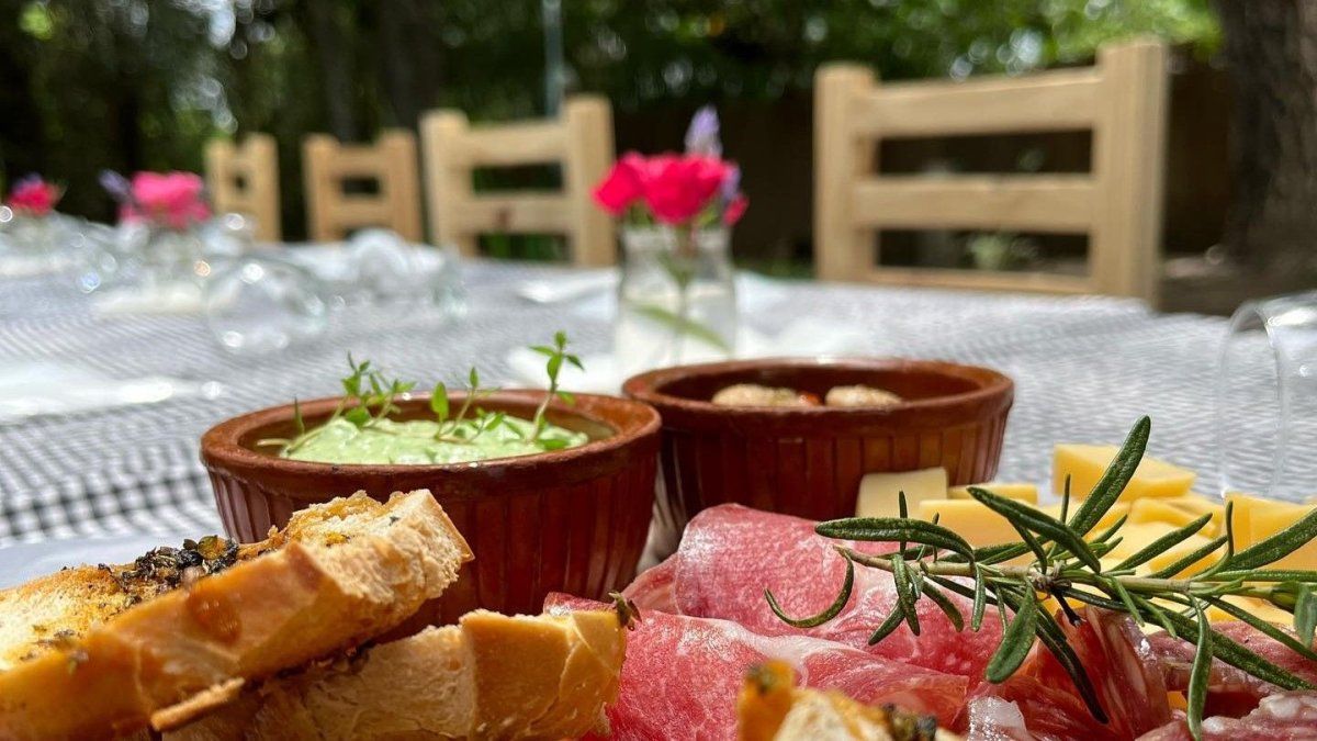 Villa Ruiz cuenta con una excelente oferta gastronómica.