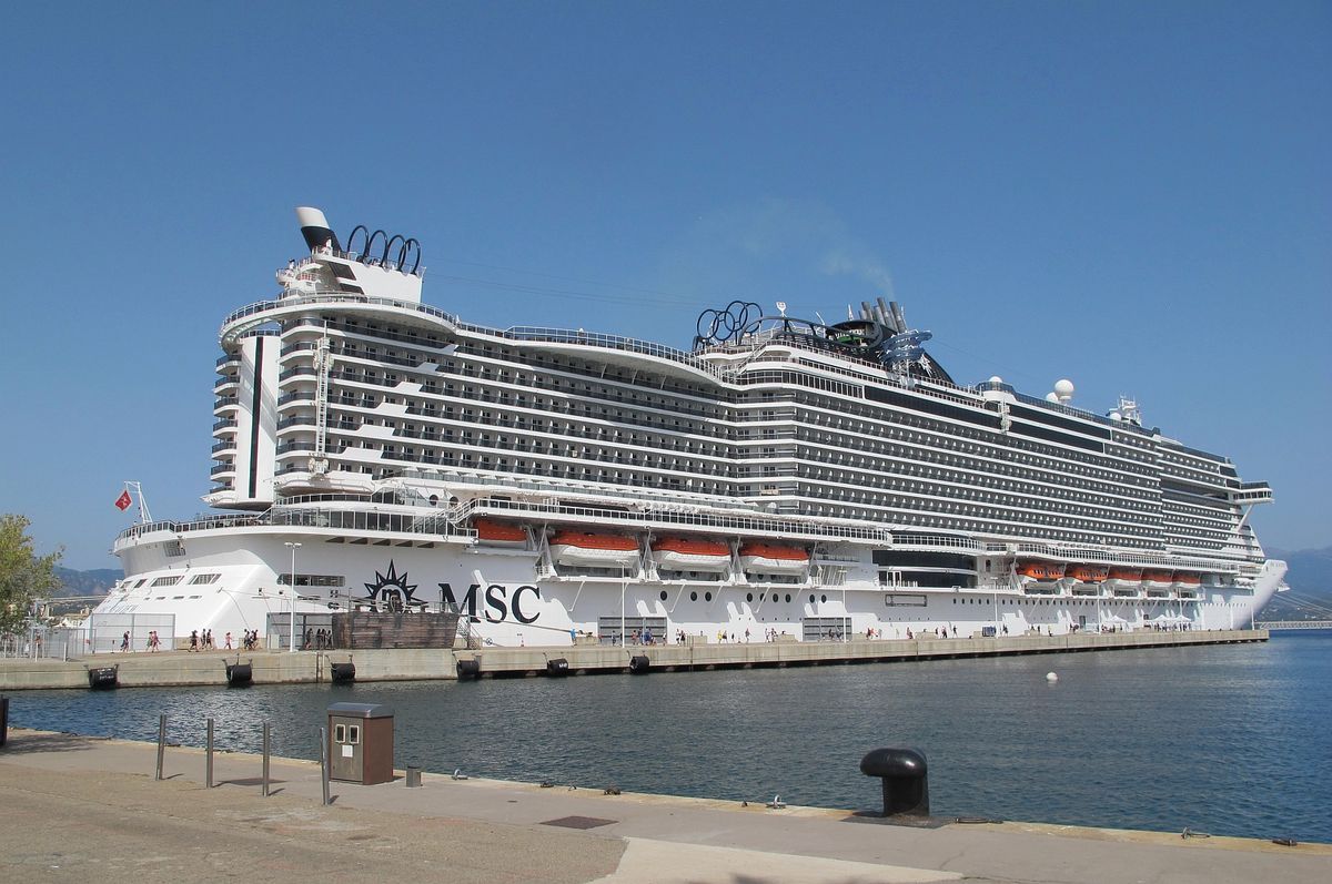 La temporada de cruceros en Uruguay se abri&oacute; con la recalada del MSC Seaview al puerto de Montevideo, que es el barco m&aacute;s grande en la historia del turismo de cruceros de este papis sudamericano.