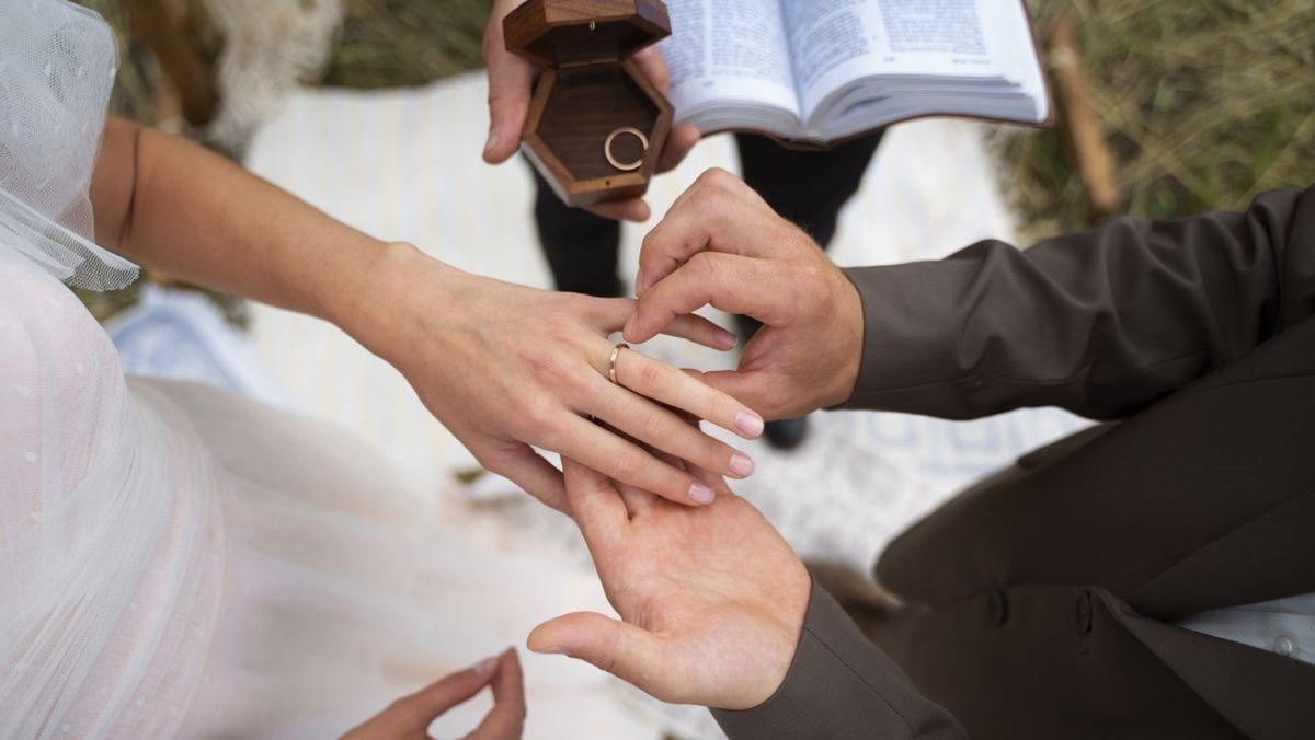 La sostenibilidad est&aacute; en tendencia, parejas buscan reducir el impacto ambiental de su celebraci&oacute;n con decoraciones m&aacute;s naturales, arreglos florales sencillos y materiales locales.