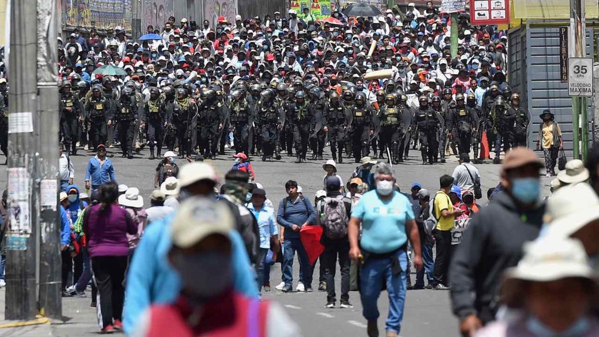 Cientos de vuelos cancelados y millonarias pérdidas por anulación de reservas en Cusco, son algunos impactos que van dejando las protestas.