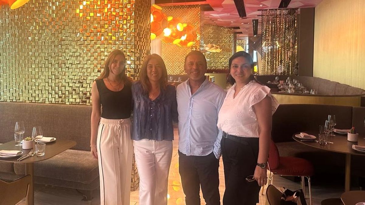 Maril&uacute; Carri&oacute;n, Karin Castro, Sandro Loayza y Magdalena Palomino.