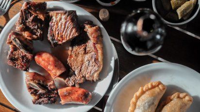 5 lugares imperdibles para comer asado a menos de 2 horas de Buenos Aires