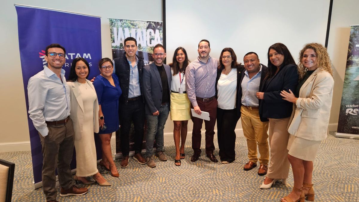El equipo de Latam Airlines, Expertia, Ágil, Nuevo Mundo, Jamaica, Iberostar y Palladium.
