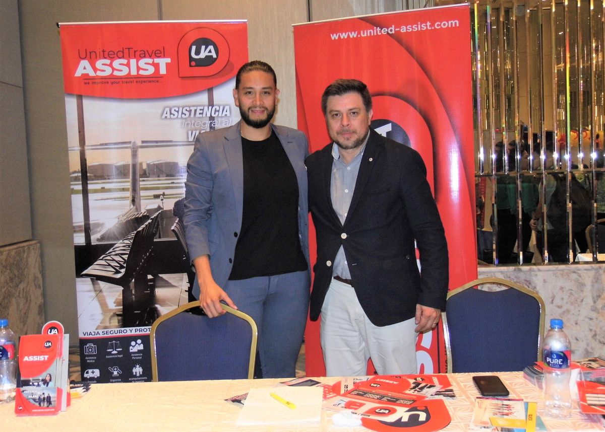 Jairo Neacato, Country Manager Ecuador de United Travel Assist, expuso los productos de la marca en el Workshop de Ladevi Guayaquil. - Ladevi Medios y Soluciones Jairo Neacato, Country Manager Ecuador de United Travel Assist, expuso los productos de la marca en el Workshop de Ladevi Guayaquil.