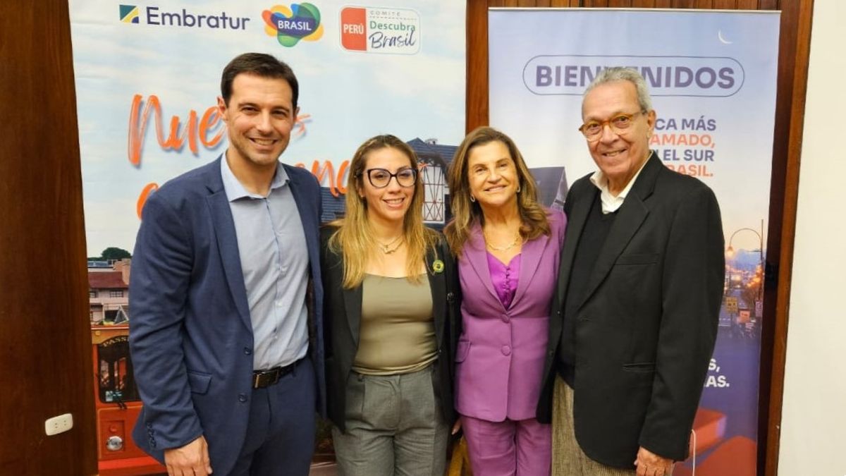 Eduardo Zorzanello, Patricia Sánchez, Marta Rossi y José Luis Da Cunha presentaron&nbsp; en Lima Festuris Gramado 2025.