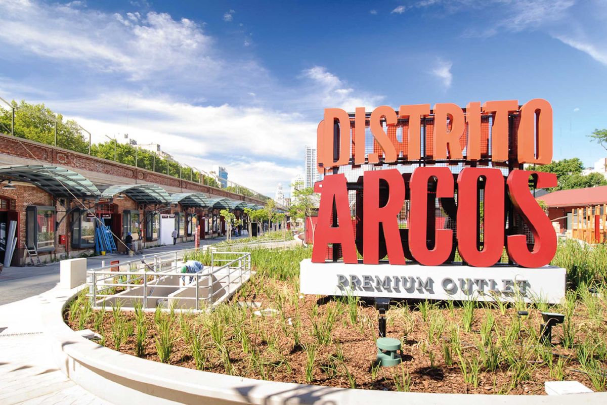 Distrito Arcos es el outlet más conocido de Buenos Aires.
