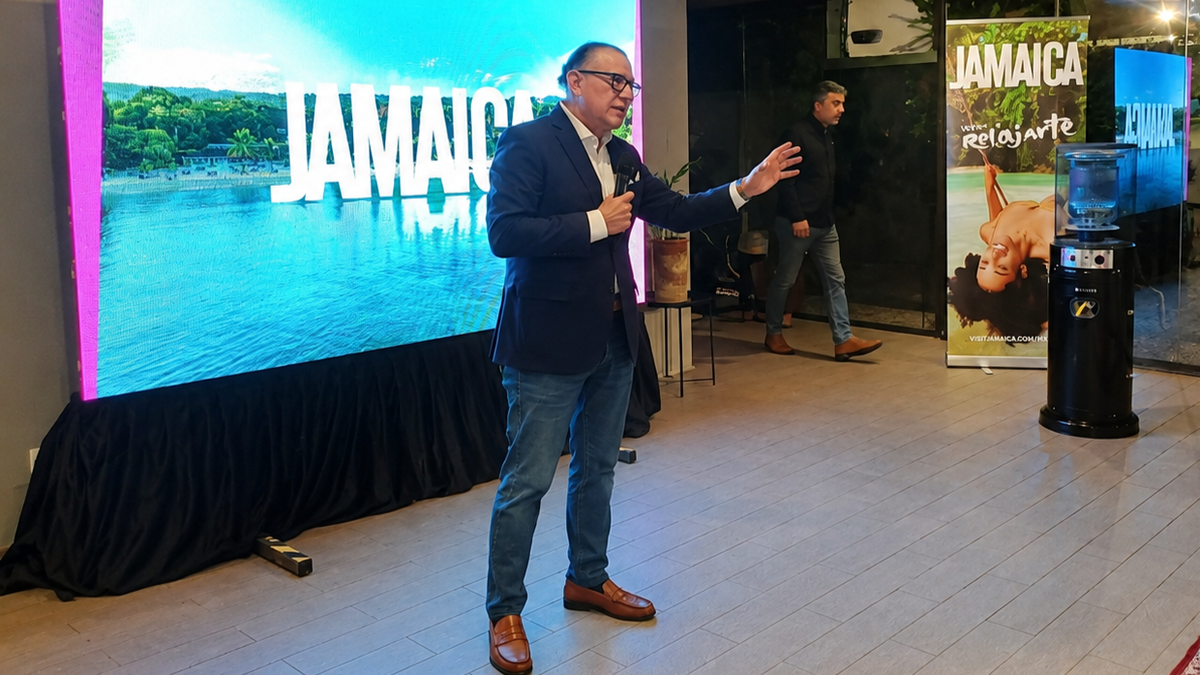 Alex Pace, representante regional para Latinoamérica de la Oficina de Turismo de Jamaica, durante la presentación de las novedades del destino al mercado chileno.