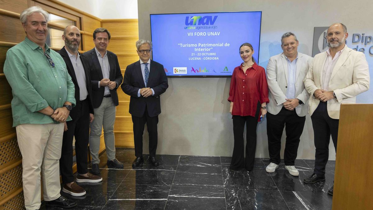 Representantes de UNAV, Córdoba y Andalucía durante la presentación del Foro