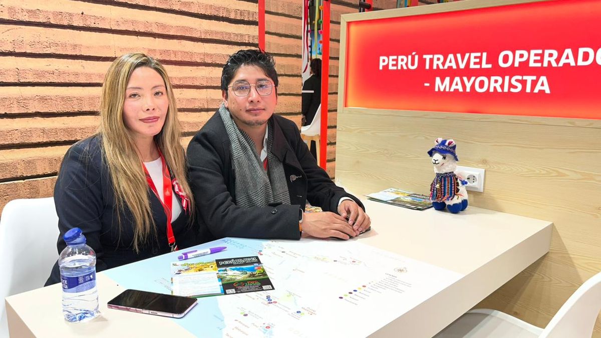 Yovana Leiva, gerente general y Alexander Leiva, gerente de marketing de Perú Travel Operador.