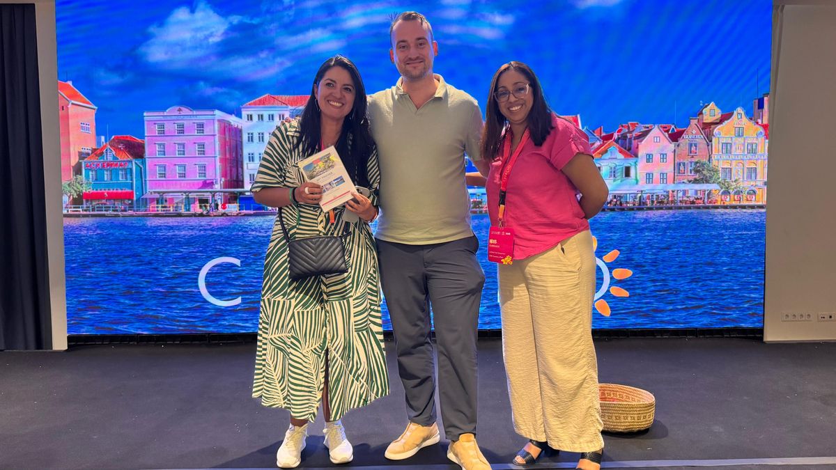 Entrega de premios en el marco del Latin American Trade Symposium 2025 en Curazao.