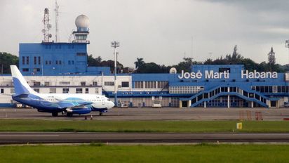 Cuba se queda sin combustible para suministrar a las aerolíneas