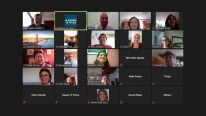 Jorge Martín de Bernardo, Óscar Pérez, Cecilia Pérez, gerenta Comercial de Eurolatina y agentes de viajes participantes.