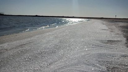 Las nevadas de sal son muy frecuentes en el Lago Epecuén.