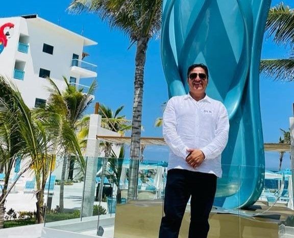 Vicente Cruz, director general de OLR Mayorista, conversó en exclusiva con Ladevi durante la Gala Puerto Vallarta-Riviera Nayarit.