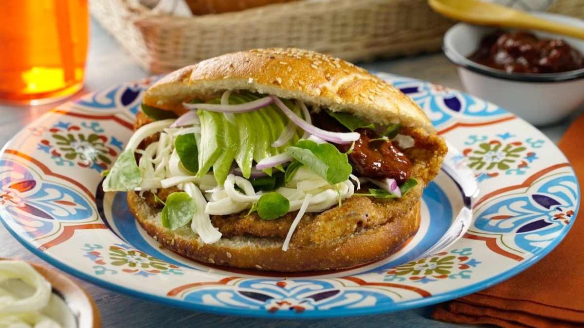 La gastronomía de Puebla es rica en sabor y variedad con platillos que enamoran.