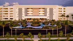 RIU Hotels & Resorts acaba de inaugurar su tercer hotel en Costa Mujeres: el Riu Latino.