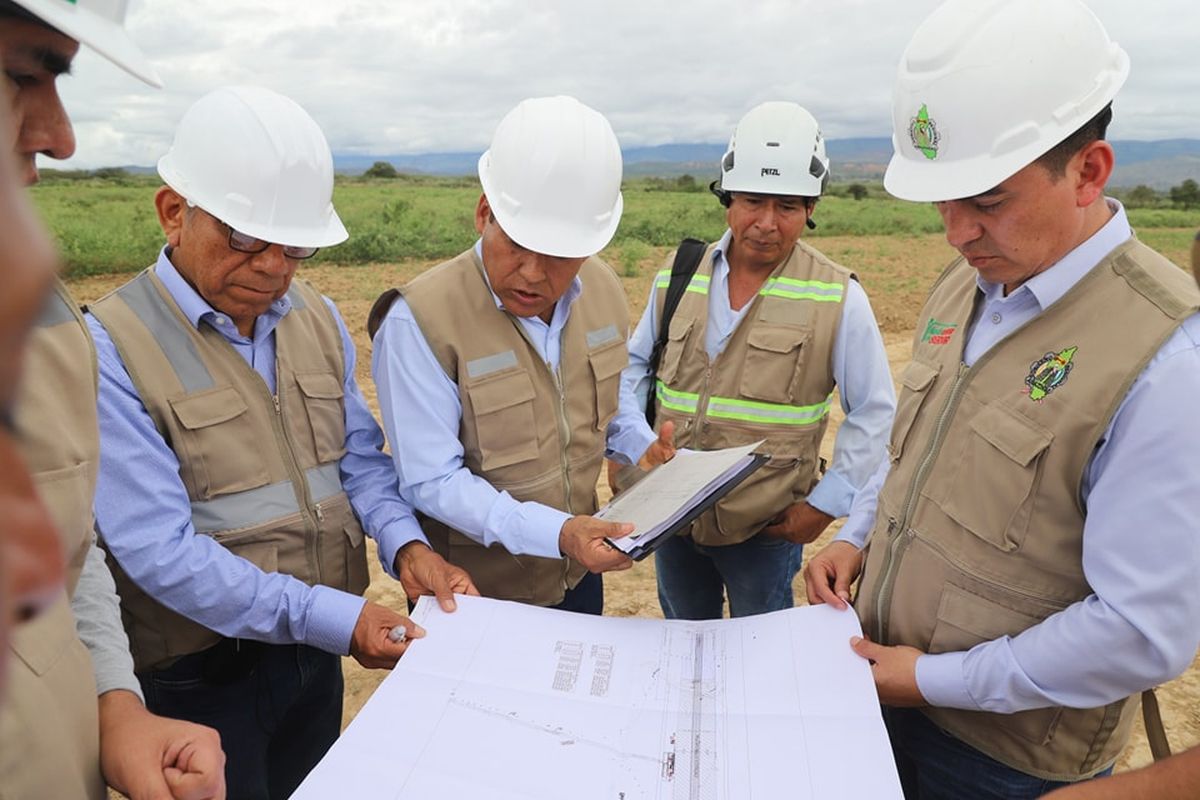 Amazonas trabaja en el aeródromo El valor. - Ladevi Medios y Soluciones Amazonas trabaja en el aeródromo El valor.