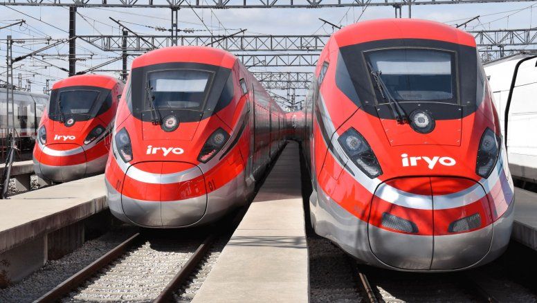 Trenes de alta velocidad de la empresa privada Iryo en España.