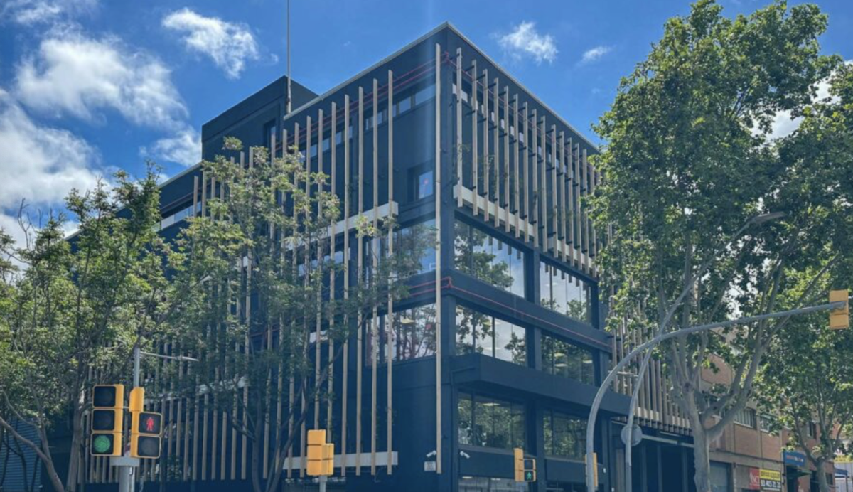 Edificio que acoge la nueva sede en Barcelona de Beroni.