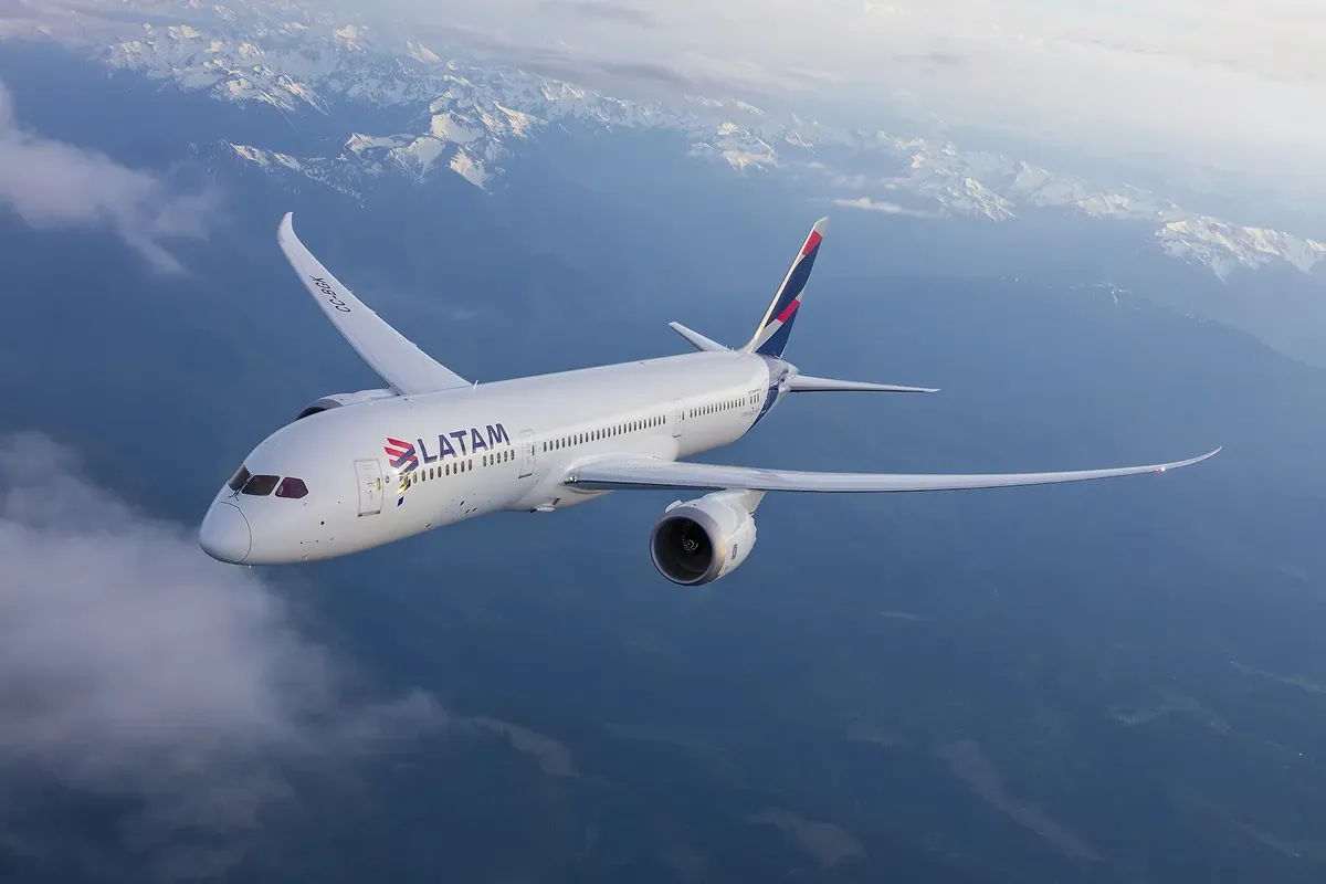 Latam lanza al mercado la venta de boletos de la ruta Lima-Huaraz, que empezará a volar a partir del 1 de julio. - Ladevi Medios y Soluciones Latam lanza al mercado la venta de boletos de la ruta Lima-Huaraz, que empezará a volar a partir del 1 de julio.