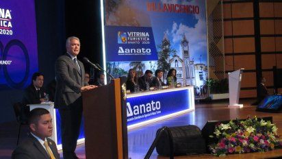 Iván Duque prometió que el gobierno buscará una solución al problema de las cuentas en dólares.