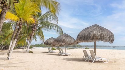 El Decameron Barú está rodeado de un bosque tropical y hermosas playas.