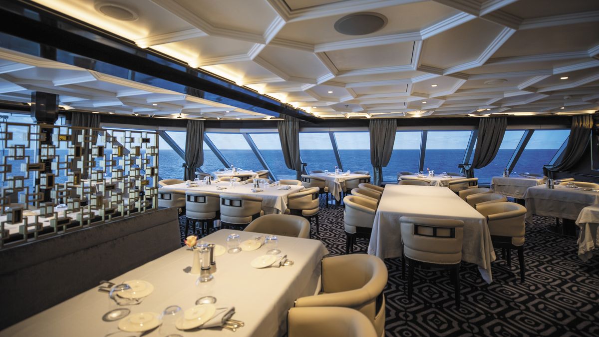 Cruceros de Regent Seven Seas destacan por ofrecer una experiencia de ultralujo a los pasajeros.