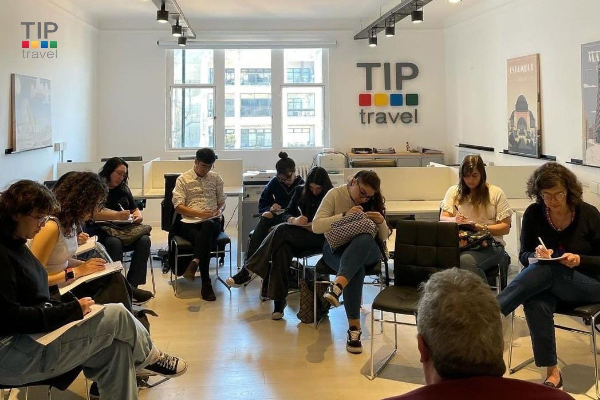 Tip Travel: la iniciativa de la empresa convocó a más de 40 participantes profesionales de agencias de viajes así como estudiantes de turismo y egresados.
