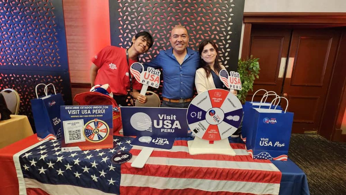 Visit USA. Visit USA.