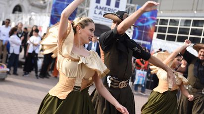 Este impresionante evento en La Rural de Buenos Aires es tu oportunidad de explorar la riqueza cultural de las provincias del país en un solo lugar. Este impresionante evento en La Rural de Buenos Aires es tu oportunidad de explorar la riqueza cultural de las provincias del país en un solo lugar.