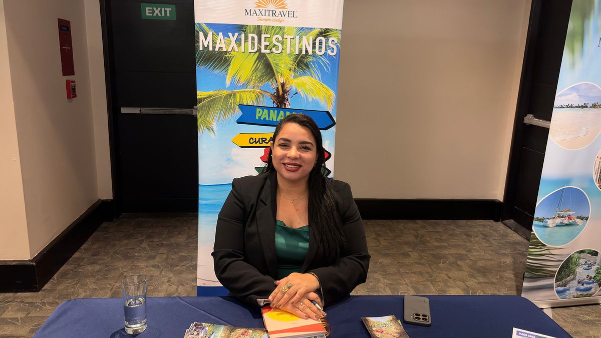 Eliana De Jesús, de Bávaro Adventure Park, en la Caravana Workshop 2026 de Maxitravel, en Quito. 