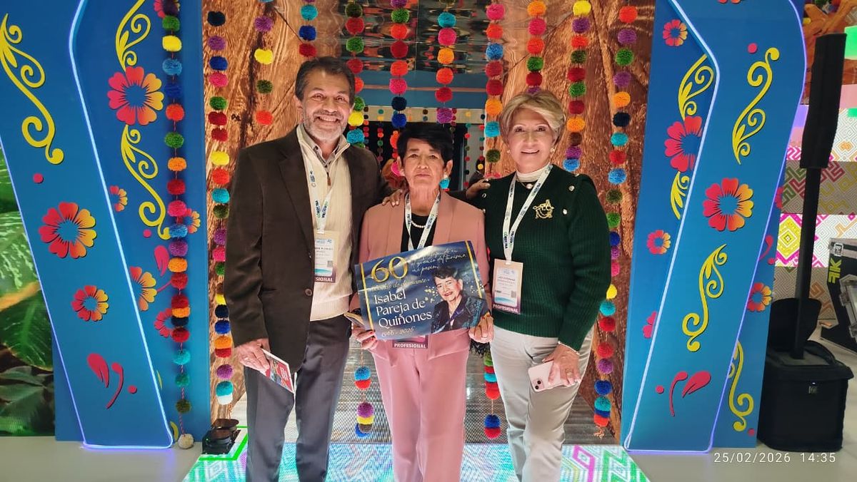 German Mendez, Isabel Pareja de Qui&ntilde;ones y Lucy Espinoza.