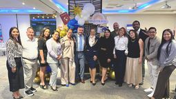 Equipo de Maxitravel y operadores participantes, en Caravana Workshop Maxidestinos 2026 en Guayaquil.&nbsp;