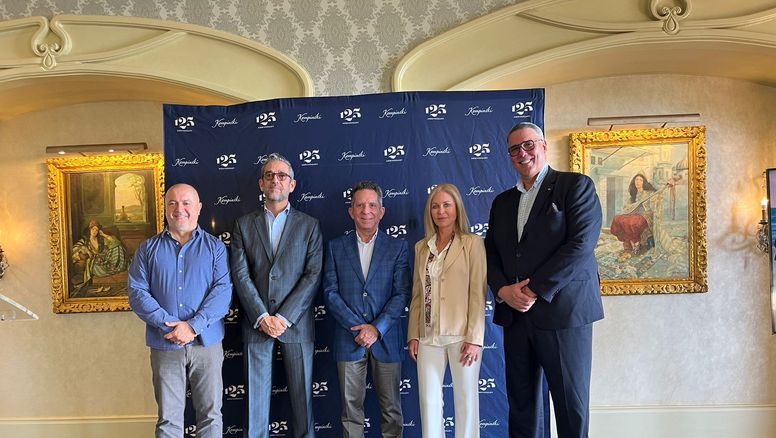 Directivos de Grupo Posadas, Kempinski Hotel Cancún y CPTQ.