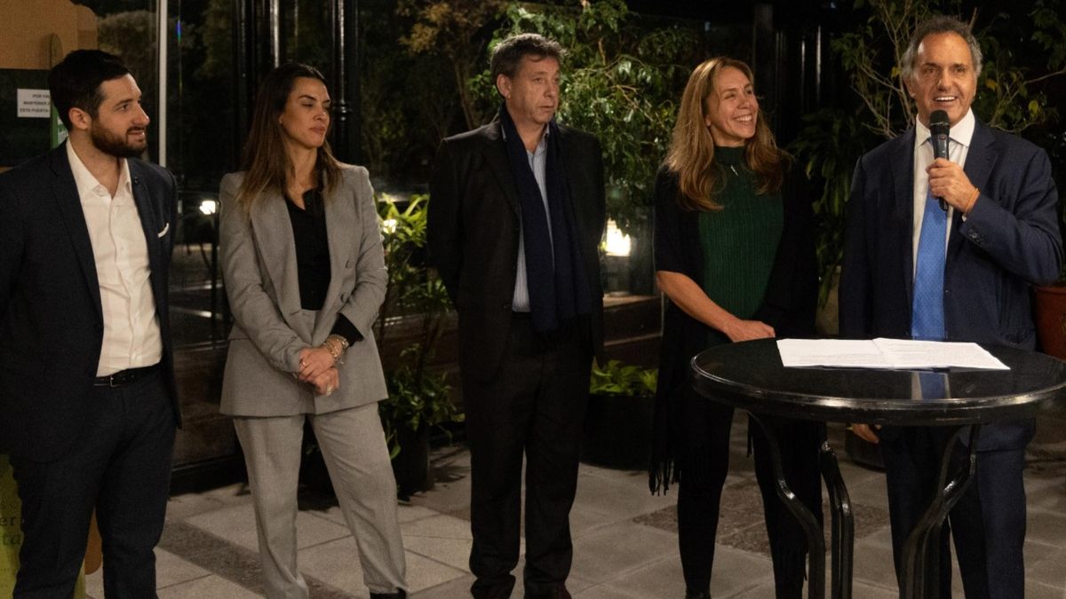 Turismo sostenible: las autoridades hicieron entrega de las placas Hoteles Más Verdes.