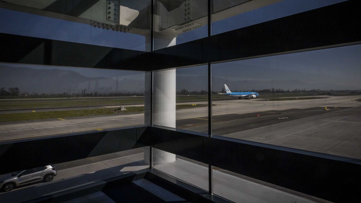 Aeropuerto de Santiago podría comenzar la construcción de un tercer terminal en 2035, según lo proyecta el MOP. - Ladevi Medios y Soluciones Aeropuerto de Santiago podría comenzar la construcción de un tercer terminal en 2035, según lo proyecta el MOP.