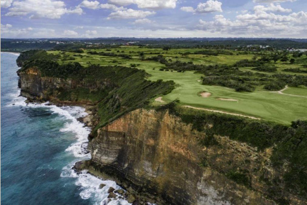 Puerto Rico: varios de los campos de golf de la isla están clasificados entre los mejores del Caribe y México y ofrecen una amplia variedad de opciones para satisfacer los gustos de cada jugador.